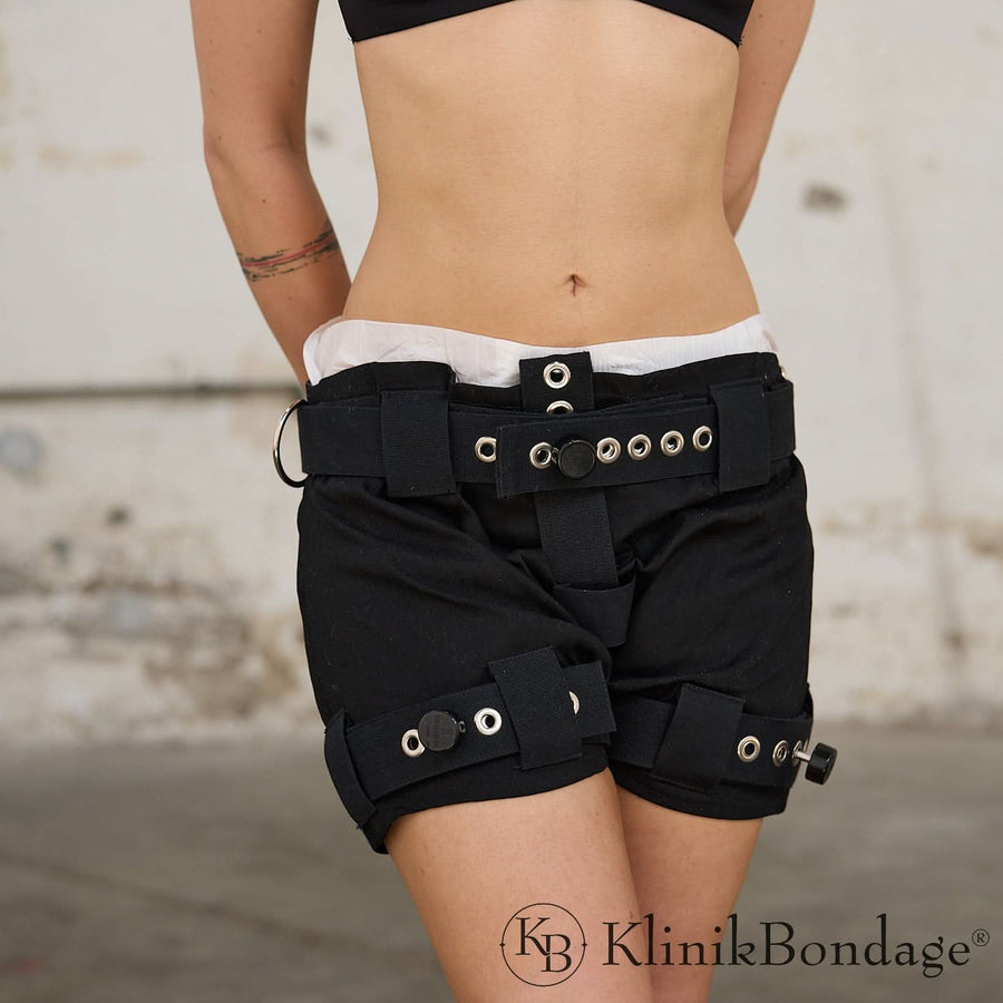Abschließbare BDSM Windelhose Schwarz, KlinikBondage