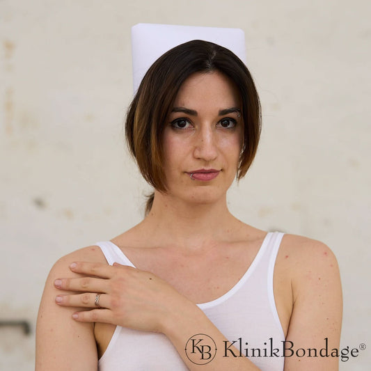 Klassischer Krankenschwester-Hut für authentische Rollenspiele und stilvolle Kostümierungen – leicht, verstellbar und angenehm zu tragen