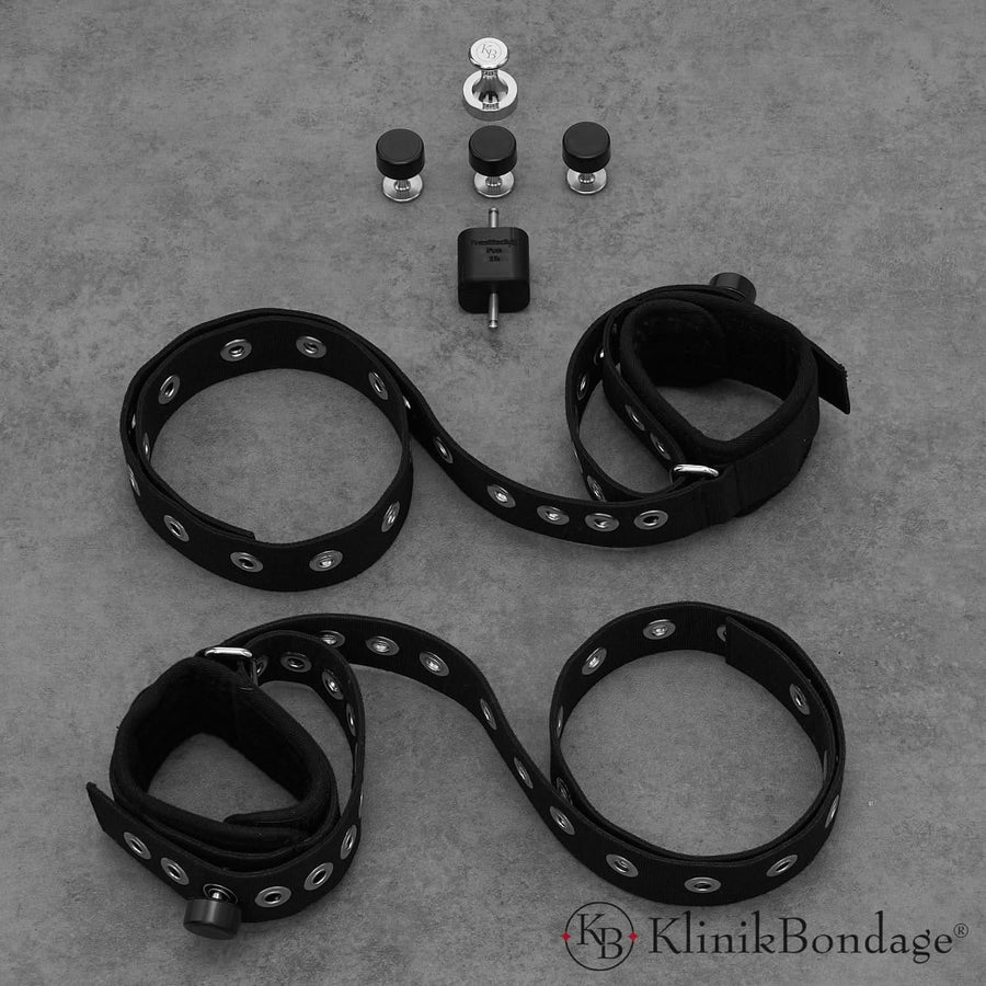 Selfbondage Set mit Frostlock Schloss, Magnet-Fesseln und Schlüssel für zeitverzögerte Fesselspiele und maximale Kontrolle beim Alleinspiel.